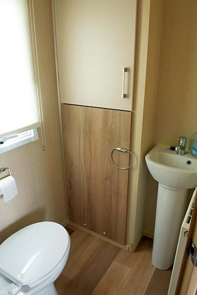 2 Bed Caravan For Hire at Golden Sands in Rhyl