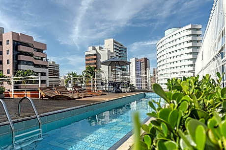 D8 Hotel