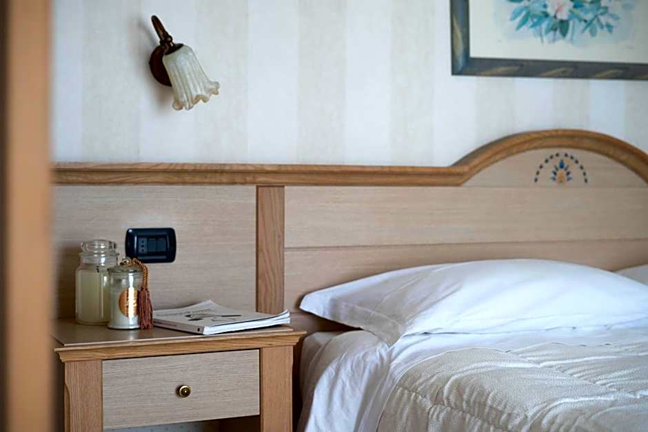 Hotel Mondial