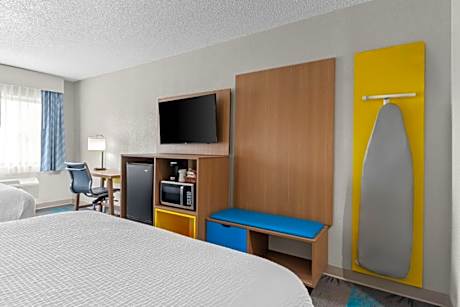 Queen Room - Mobility Access/Non-Smoking