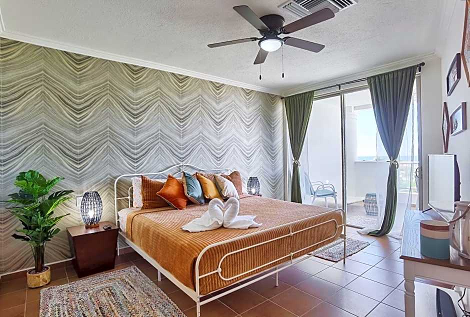 Casa Blanca Golf Villas