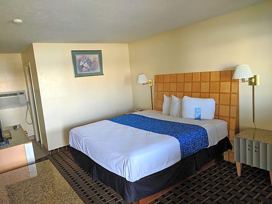 Travelodge by Wyndham Clovis