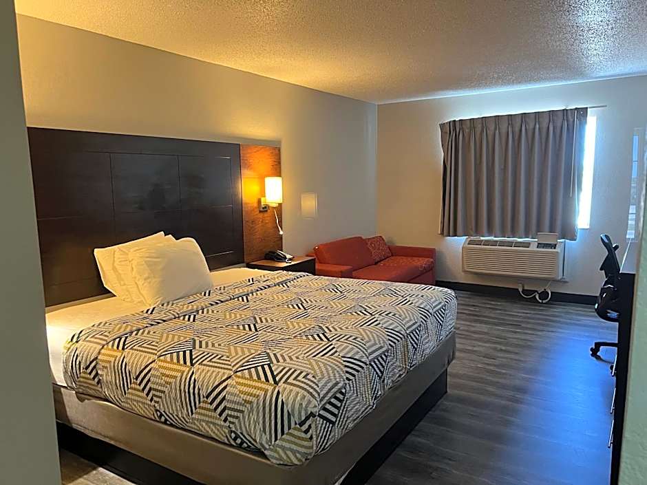 Motel 6 Tulsa, OK Airport