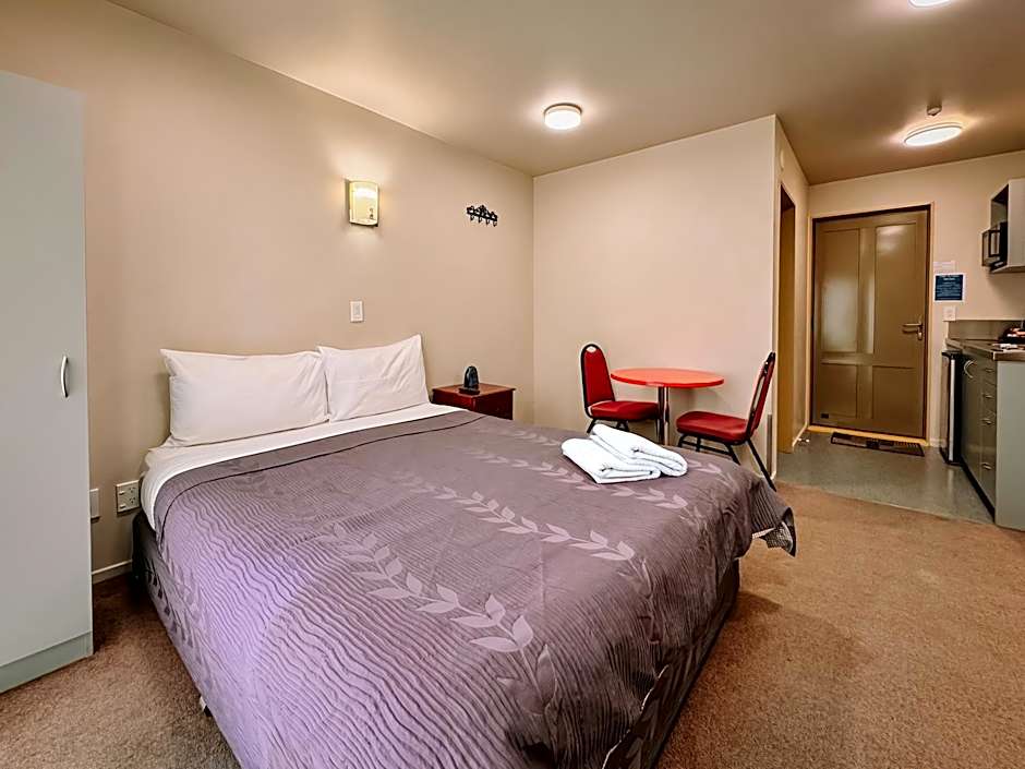 Bealey Avenue Motel