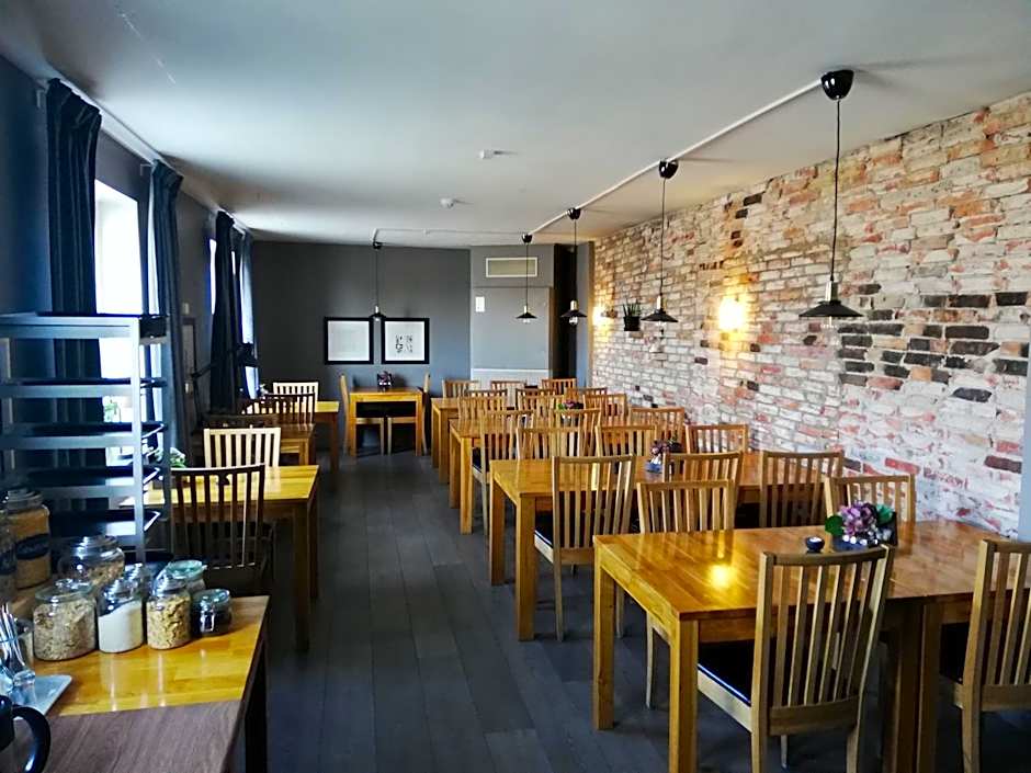 Strand Hotell