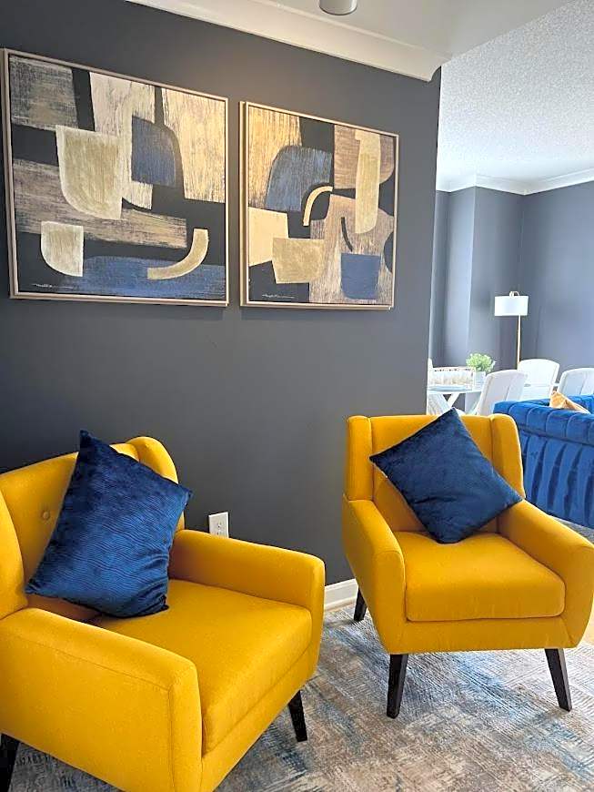 Elegant King Suite Metro DC