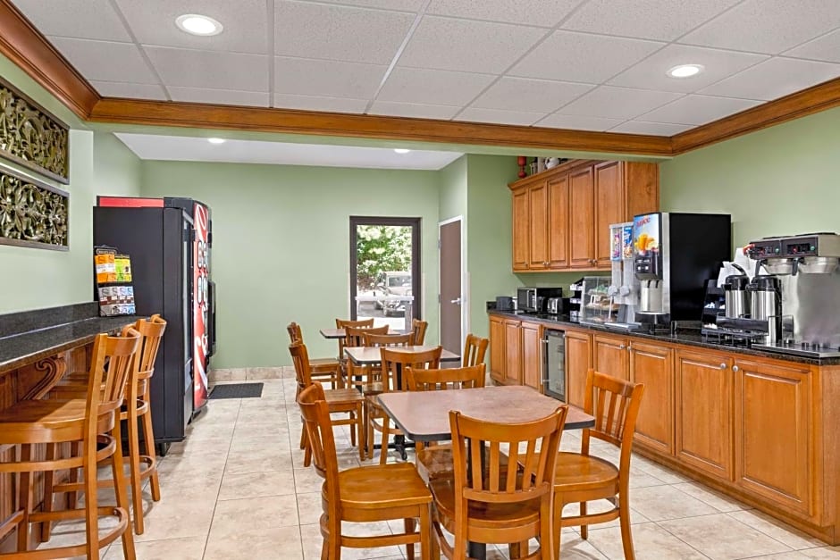 Microtel Inn & Suites By Wyndham Woodstock/Atlanta North