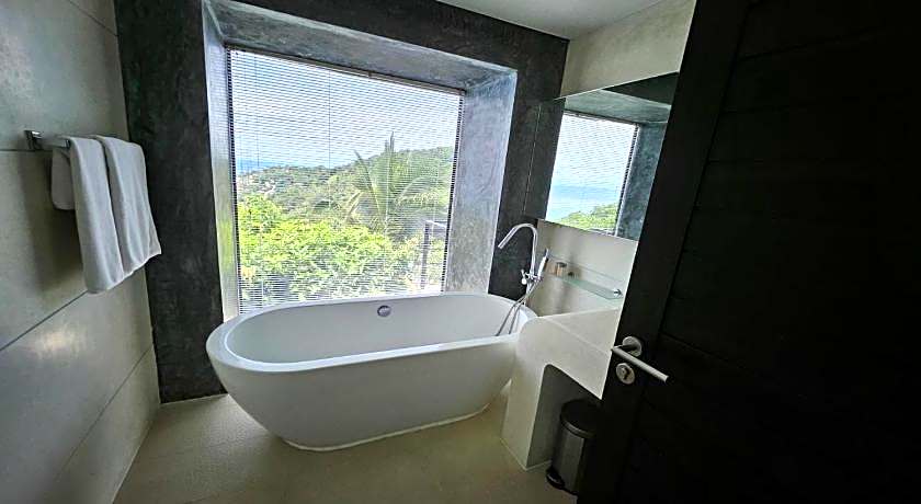 Villa Moonshadow
