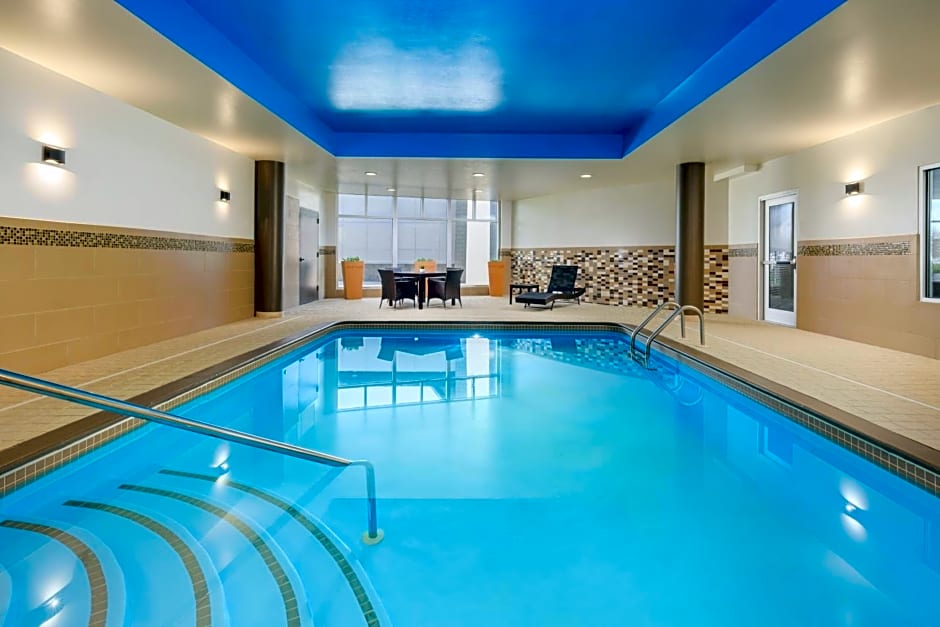 Courtyard by Marriott Keene Downtown