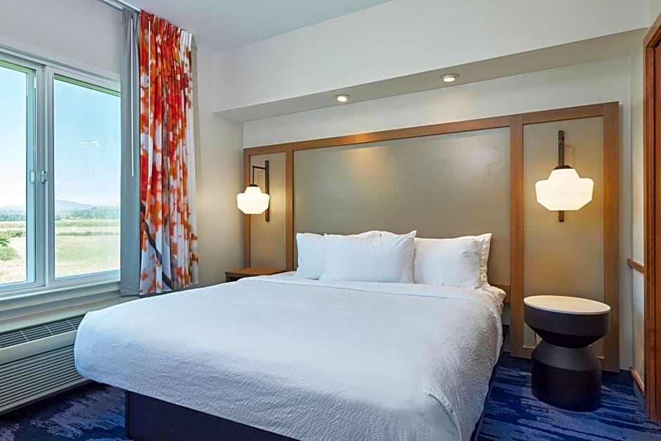 Fairfield Inn & Suites by Marriott Burlington