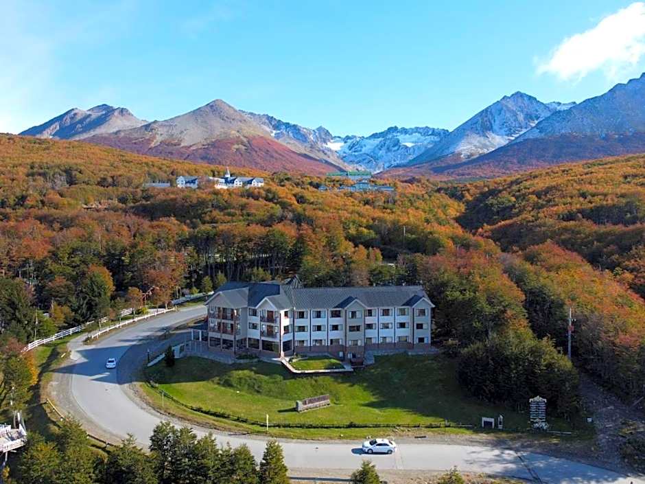 Altos Ushuaia Hotel & Resto