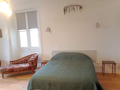 King Room with Pool View