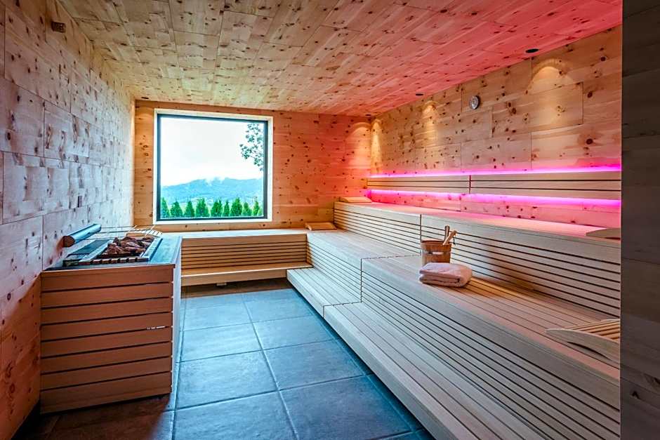 Huttenhof - Wellnesshotel & Luxus-Bergchalets - Adults only