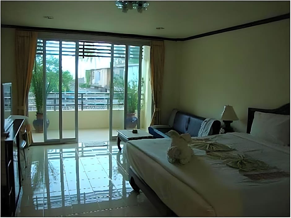 Lucky Mother Bungalow