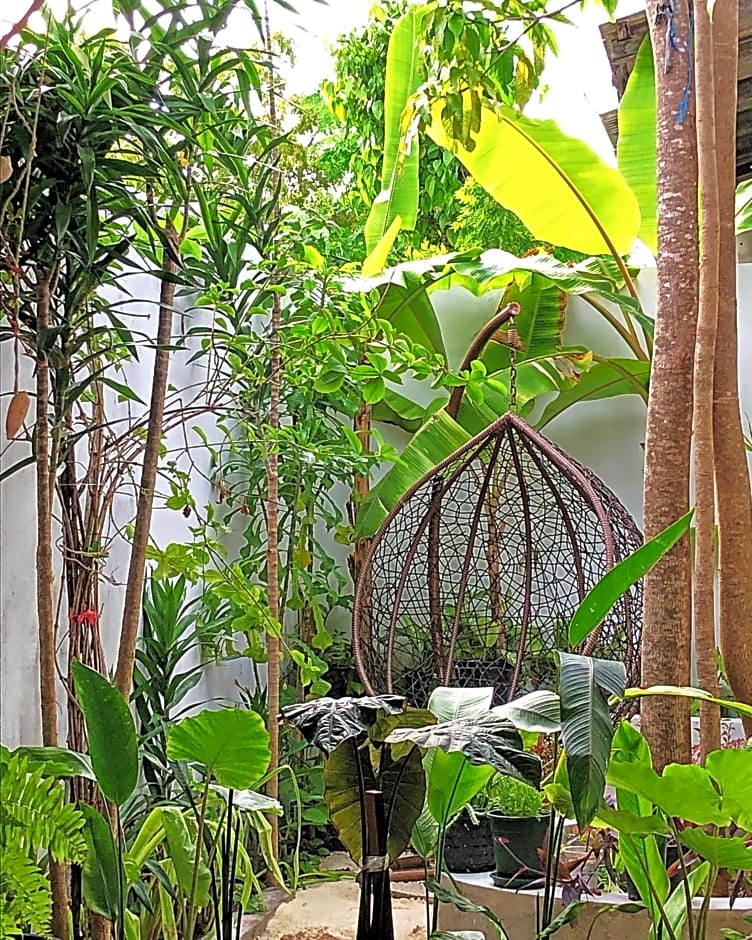 La Luna Boutique Dhangethi