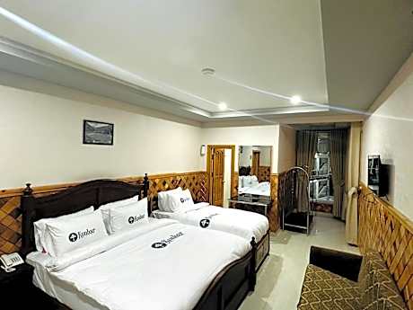 Deluxe Triple Room with Sea View