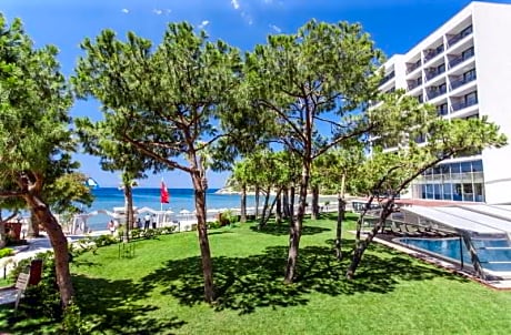 Tusan Beach Resort