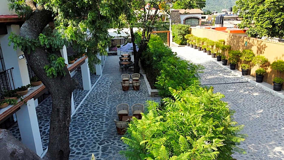 Tatala Hotel & Garden