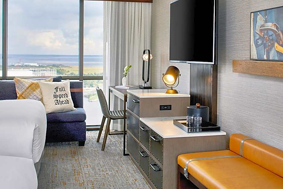 Renaissance Mobile Riverview Plaza Hotel