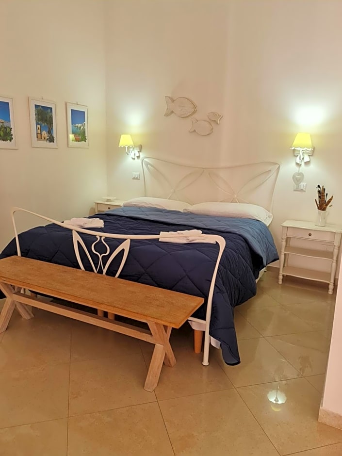 White Suite Polignano 08