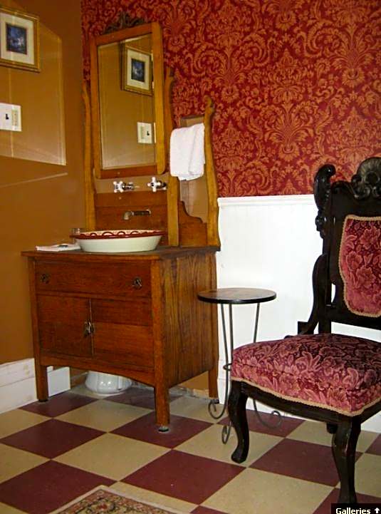 Wakamow Heights Bed and Breakfast