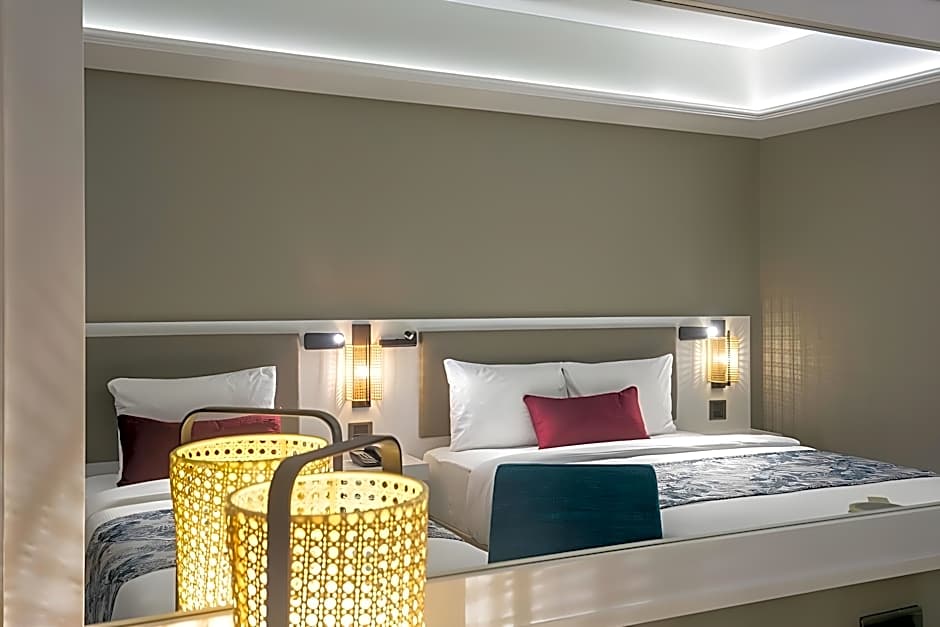 WOOVO Phuket Patong - by Swandor