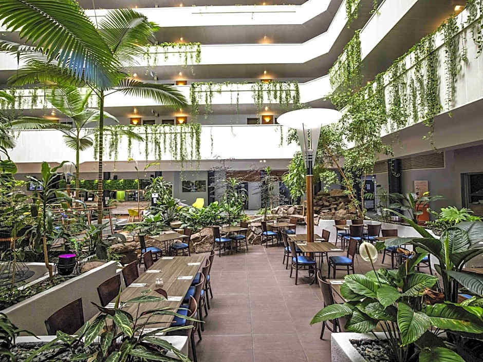 Novotel Darwin CBD