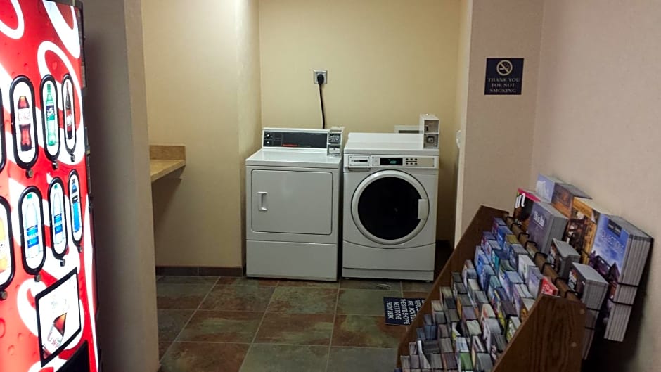 Holiday Inn Express & Suites Salt Lake City-Airport East By IHG