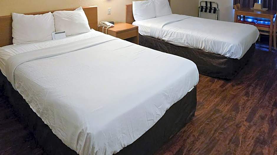 Motel 6 Limon, CO I 70