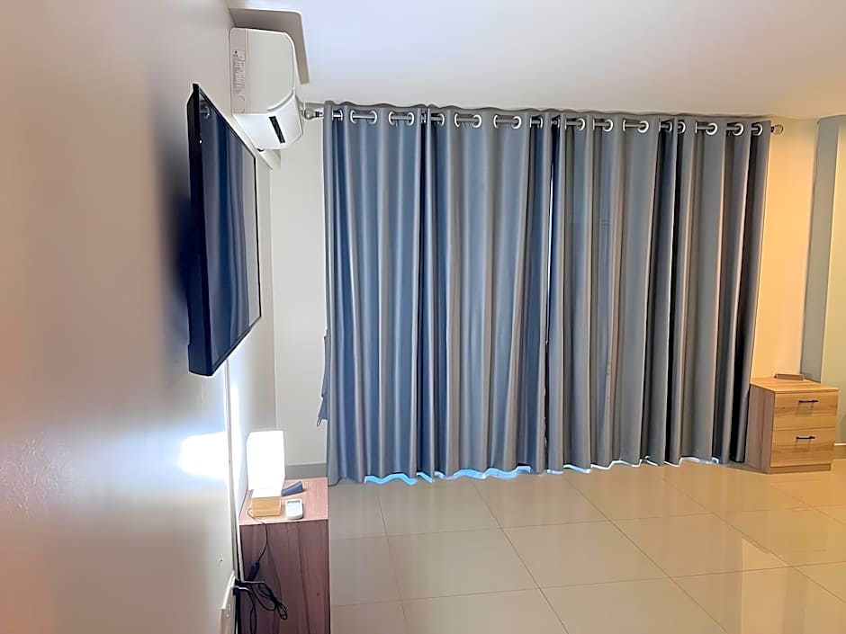 The Freelancer Hotel