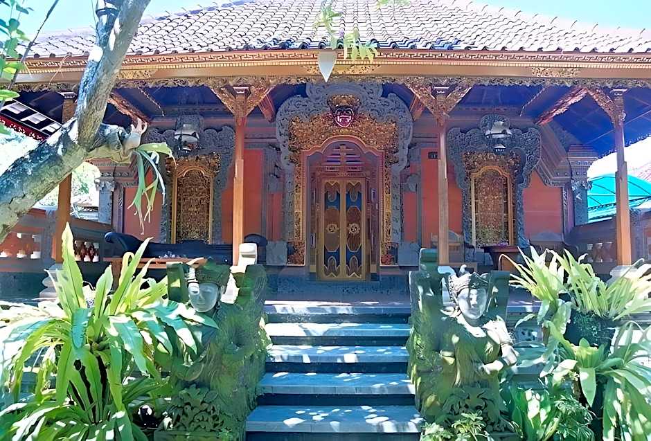 Puri Gopa Hotel