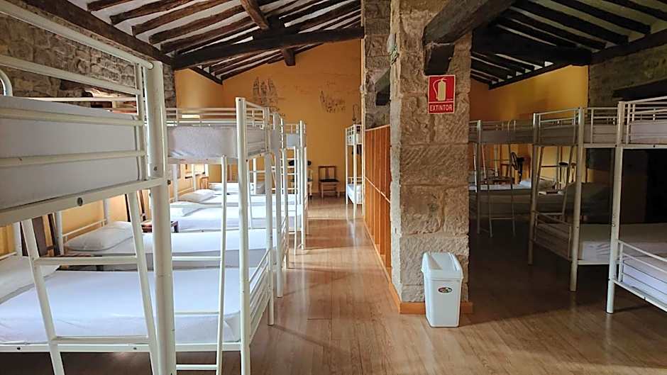 Albergue Sansol - El oasis del camino francés - Exclusivo para peregrinos