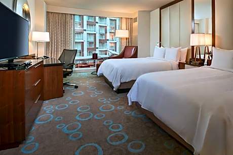 King Room - Hearing Accessible