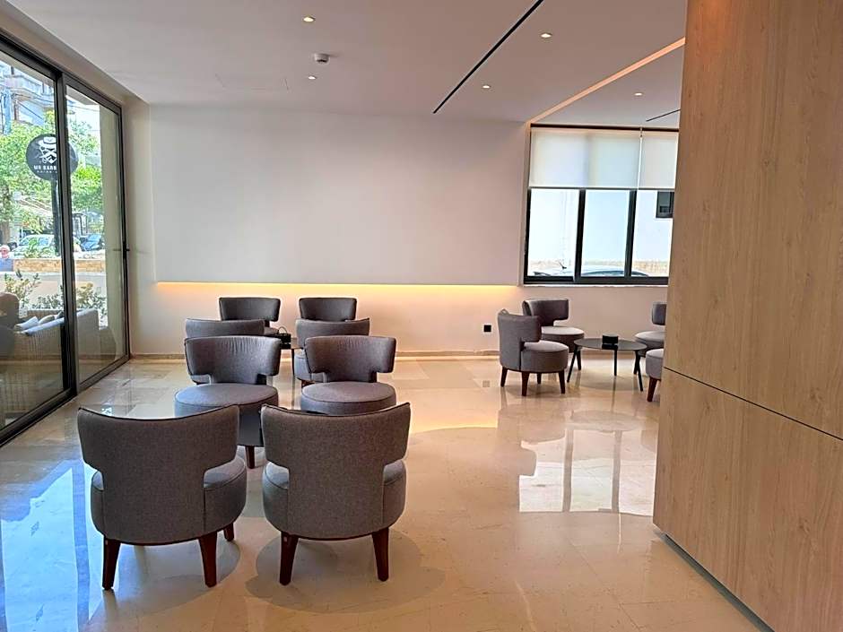 Angela Downtown Hotel