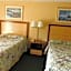 Camilla Inn & Suites
