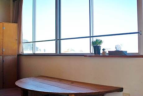 Bunk Bed in 8-Bed Mixed Dormitory Room