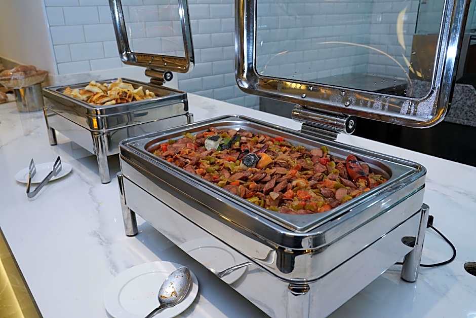 Best Western Plus Danat Almansak Hotel