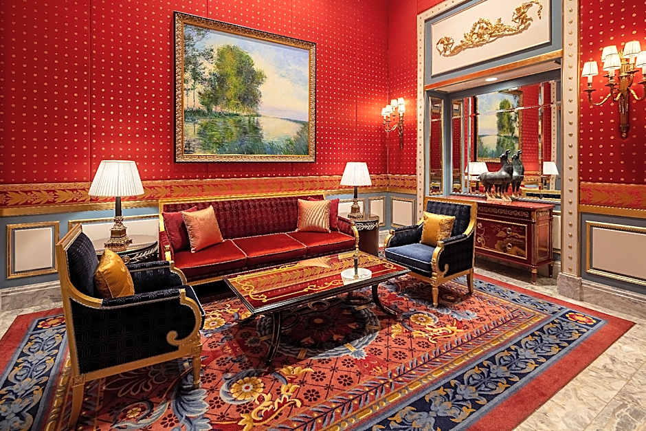 The Parisian Macao