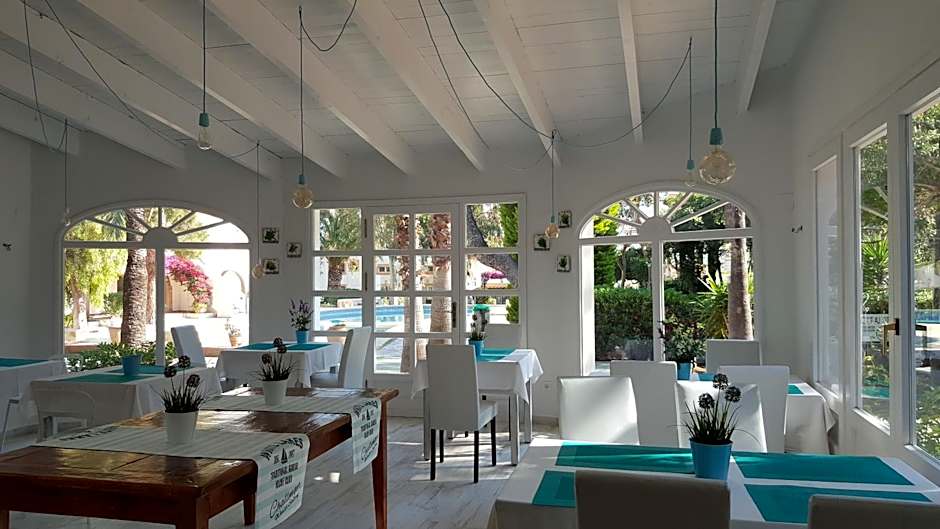 MR Hotelet de la Raconà & Apartments