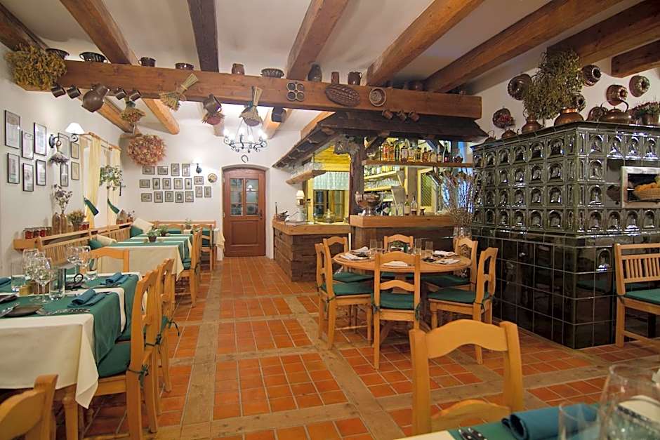 Apartmán-Hotel Jítravský Dvorec