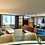 The Lofton Hotel Minneapolis, Tapestry Collection by Hilton