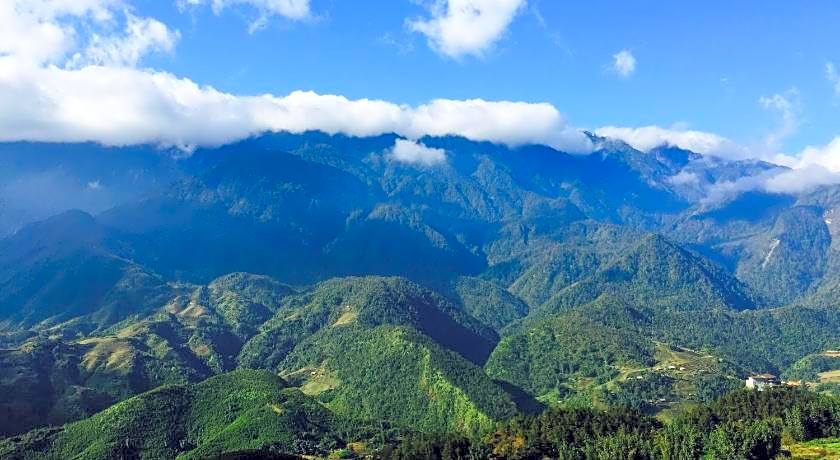 Sapa Hills Hotel