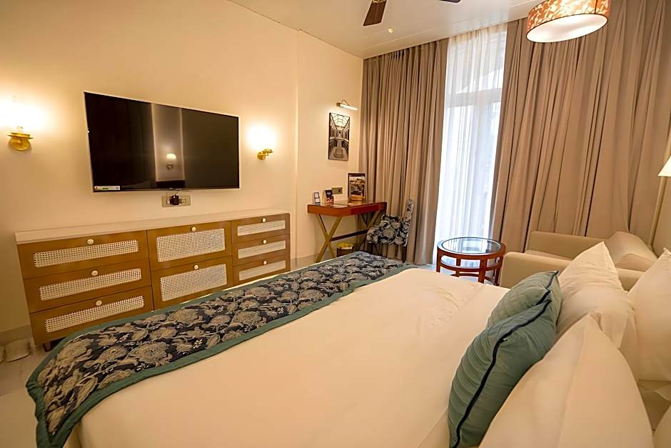 Photo 1 of 18 of Rainforest Room