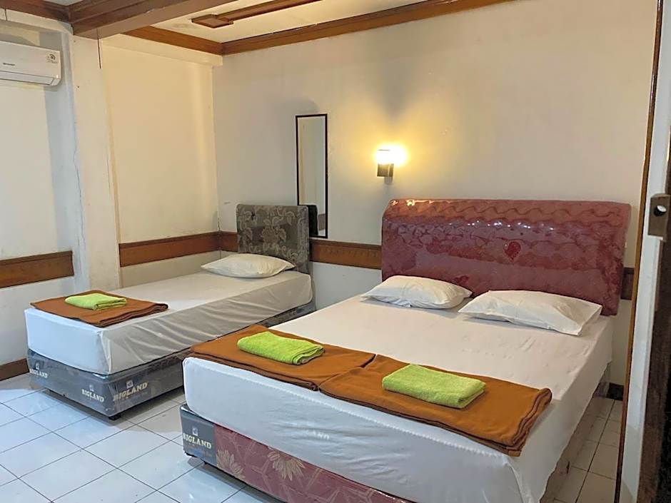 RedDoorz at Hotel Ermashta Jayapura