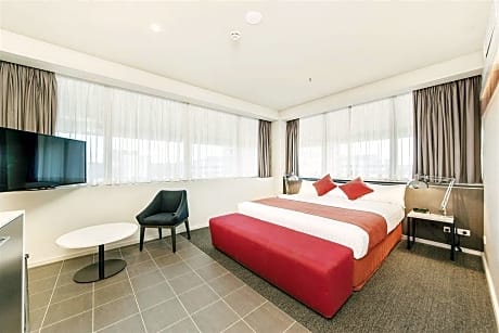 Studio King Size Bed