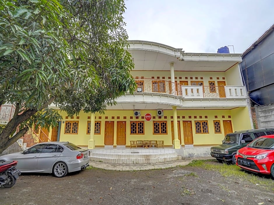 SPOT ON 90171 Pondok Kuning