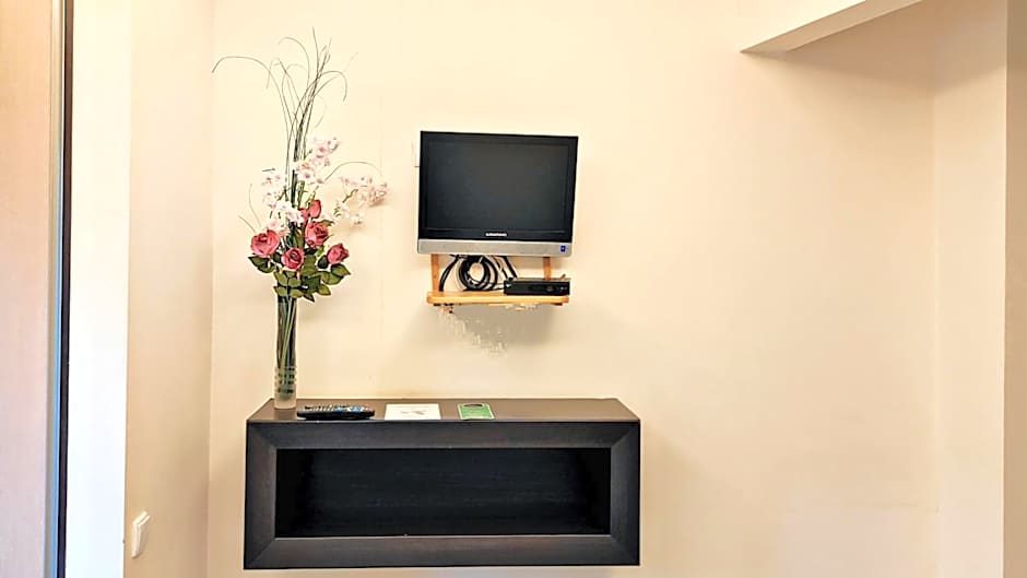 Helvetia Plus B&B - PRIVATE ROOMS and APARTMENTS