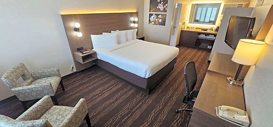 Best Western Plus Stovall's Inn