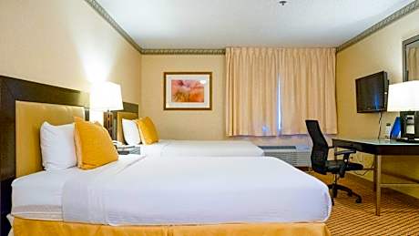 King Room with Two King Beds - Non-Smoking