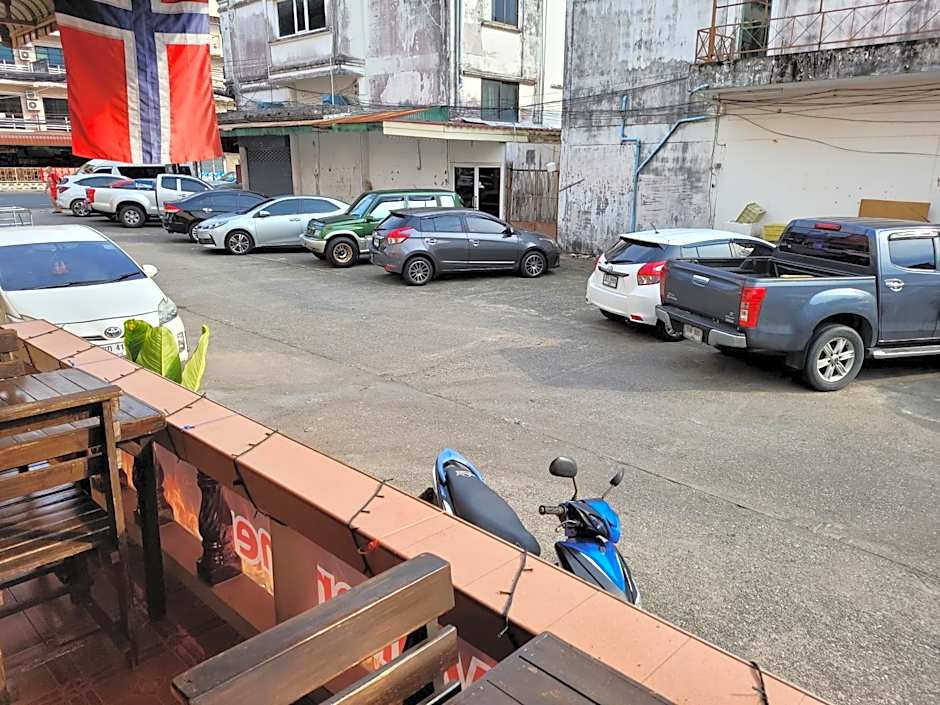 2 Vikings Guesthouse